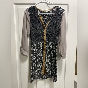 Women’s Buckle Blouse